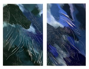 Angèle Guerre, plasticienne, 2023 « Vers la mer I » et « Vers la mer II », papiers incisés au scalpel et pastel, dimensions 120 x 80cm  