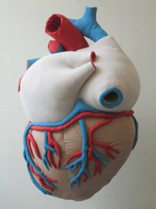Emilie Faïf, visual artist, 2007, textile sculpture “Heart” for Isabel Marant windows. Dimensions: 150 x 100 x 80 cm.
