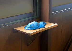 Emilie Faïf, visual artist, November 2025, ‘Our Island’, Setouchi Triennale 2025, Japan. Émilie Faïf has created a miniature ceramic artwork in shades of blue that resonates with this monumental presence, following the shape of Ogijima, a small island measuring just a few square kilometres with a population of two hundred, located in the heart of Japan’s inland sea.