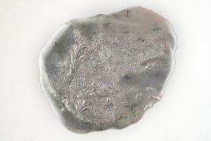 Eudes Menichetti, Actiniaria 5, polyurethane resin, aluminium leaves, 2023, 74 cm x 62 cm, original piece