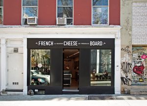 Initiated by the CNIEL, this new space situated in Nolita is meant to become the new cheese headquarter in New York.