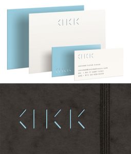 Material and technics used by Ich&Kar are close to that of card printing and editing. The monogram was laser-cut and the card can rotate, reversible as well.