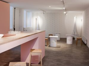 Scenography and communication of the exhibition ” Yaourt Bar ” – Milk Factory