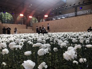 Marianne Guedin, vegetal scenography, June 2019, Off-White SS20 men’s fashion show, Virgil Abloh. 