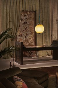 Mathilde Jonquière, mosaic artist, october 2025, “Orangeraie” mosaic artwork, dimensions 110 x 210 cm for the Salon des Nouveaux Ensembliers at Mobilier national, in collaboration with OUD architecture. © Alexis Armanet