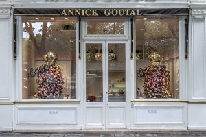 Annick Goutal calls on Soline d’Aboville again as the Rose Pompon family grows bigger in 2017, adding a new range of limited edition products to its care collection. Photo © Géraldine Bruneel.