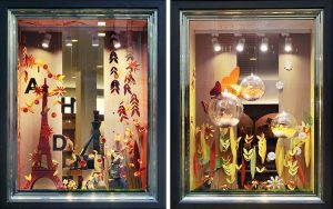 Summer 2016 – For the arrival of Spring, the windows of the Chaudun House freshen up: a poetic nature invades the windows and becomes a beautiful setting for the Easter creations of the House designed by Soline d’Aboville.