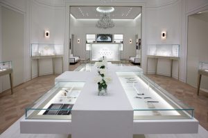 Scenography of the Boucheron space in collaboration with Guillaume Leclerq, architect – Baselworld 2013, Bâle.