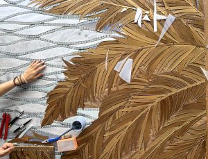 Mathilde Jonquière, artiste mosaïste, juin 2022, fresque 14m2 pour la boutique Cartier à Jeddah. 