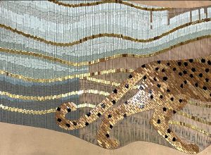 Mathilde Jonquière, artiste mosaïste, mai 2023, fresque originale en mosaïque de 13m2 pour la boutique Cartier à Hangzhou.