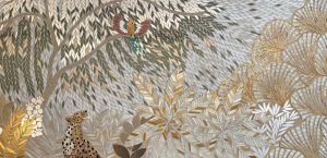 Mathilde Jonquière, artiste mosaïste, septembre 2026, fresque en mosaïque de 200 x 89,67 cm pour le film Cartier Fauna, La Panthère et les Inséparables. © Publicis Luxe, © Elsa Muse