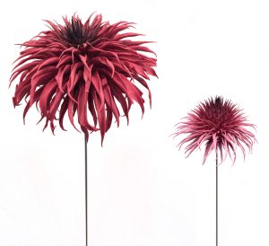 Mylinh Nguyen, sculptrice, 2022-2025, « Fleurs », argile synthétique, dimensions 15 à 25 cm de hauteur.