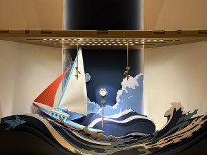 Soline d’Aboville, scénographe, avril 2026, création de décors de vitrines pour Vacheron Constantin, Salon Watches & Wonders 2026, Genève. La Maison de haute horlogerie Vacheron Constantin a placé l’édition 2026 de Watches & Wonders, salon qui s’est tenu à Genève, sous le signe de la Quête du temps.